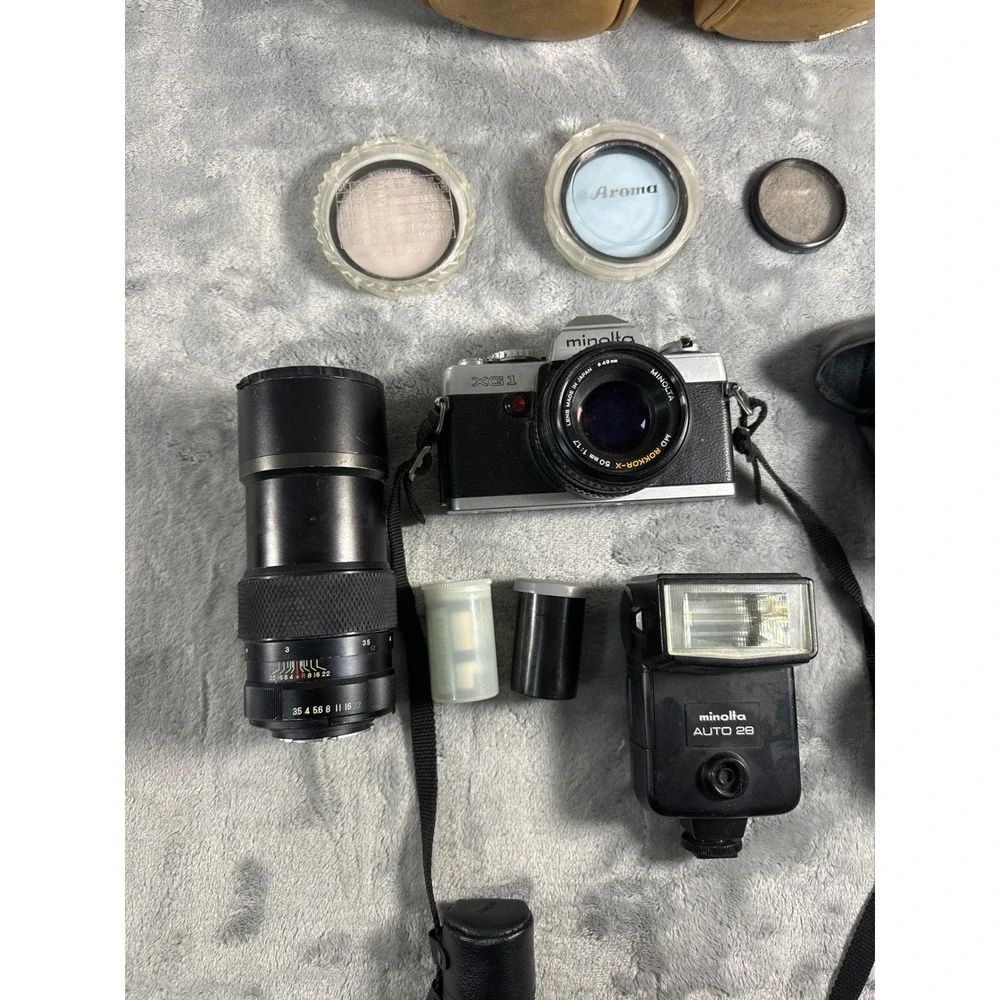 Vintage Minolta XG-1 35mm SLR Camera Kit Rokkor-X 50mm Lens Flash Bag Bundle